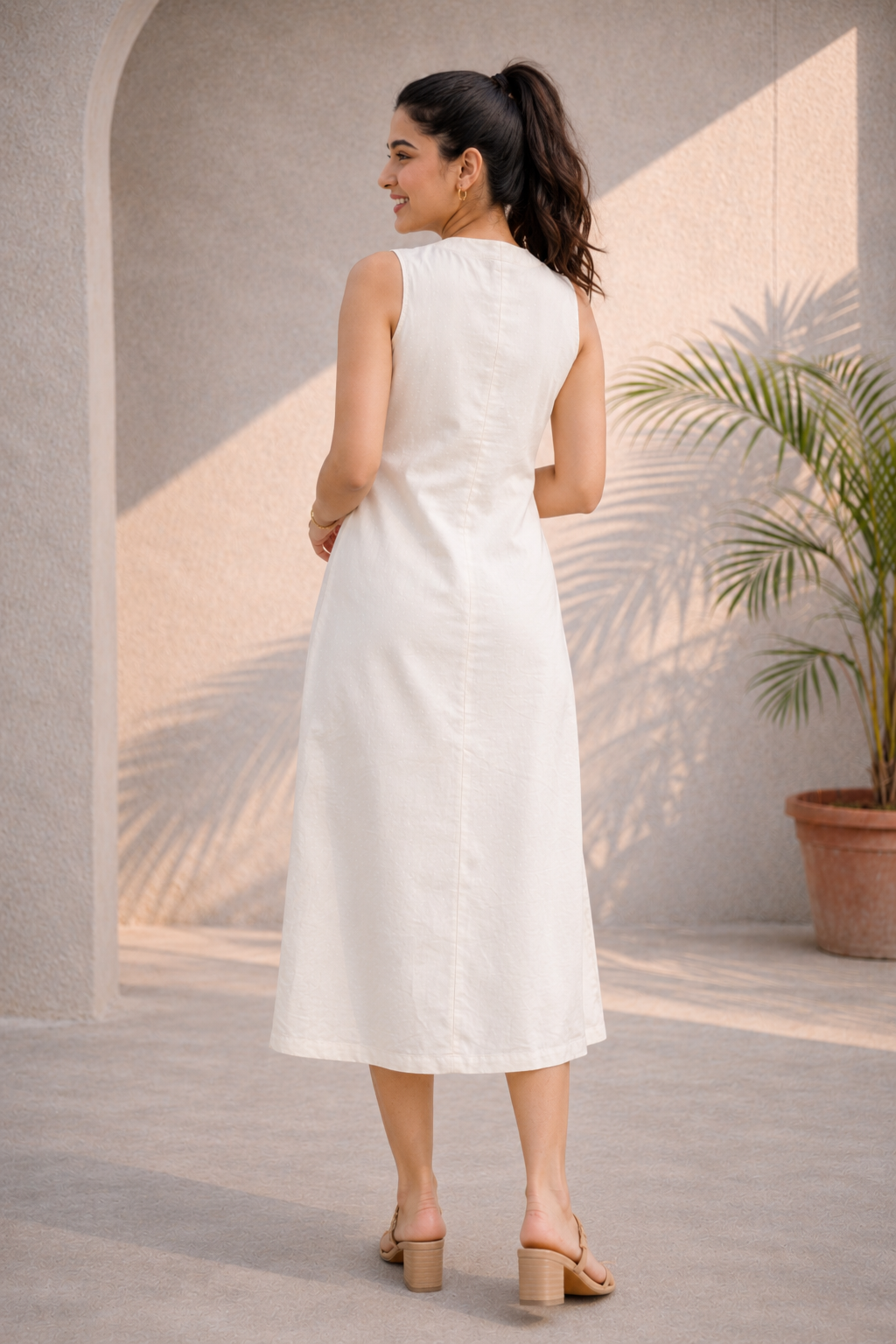 Off White Solid Cotton Midi Dress With Cinched Waist (Everyday Casual)
