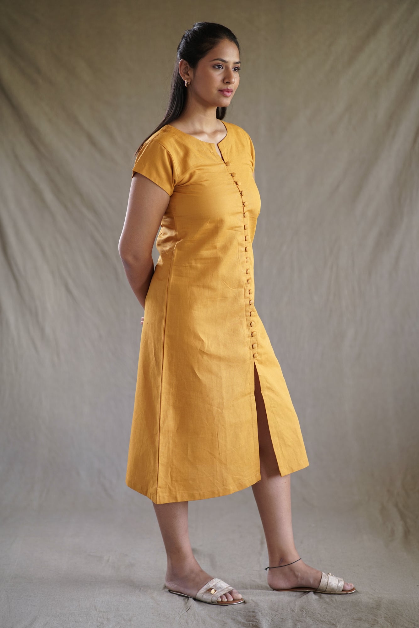 Flavus Linea Dress | A-Line Slit Dress in Cotton-Linen
